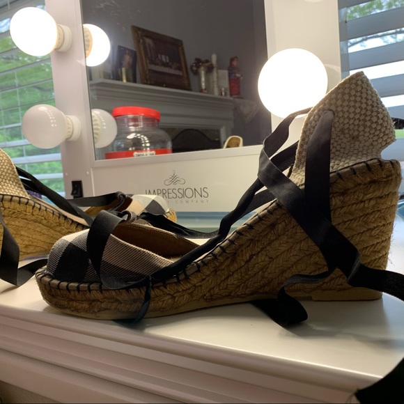 Burberry wedges - Picture 2 of 2